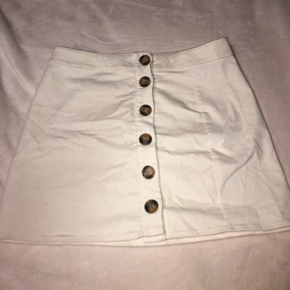Tillys skirts | Sky & Sparrow White